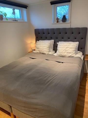 Mycket Trevlig Stuga Pa Braennoe Med Havsutsikt Branno Luaran gambar